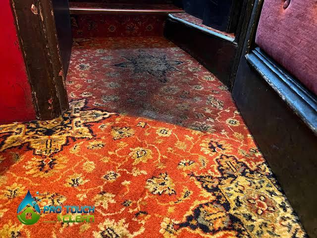 commercial carpet cleaning service